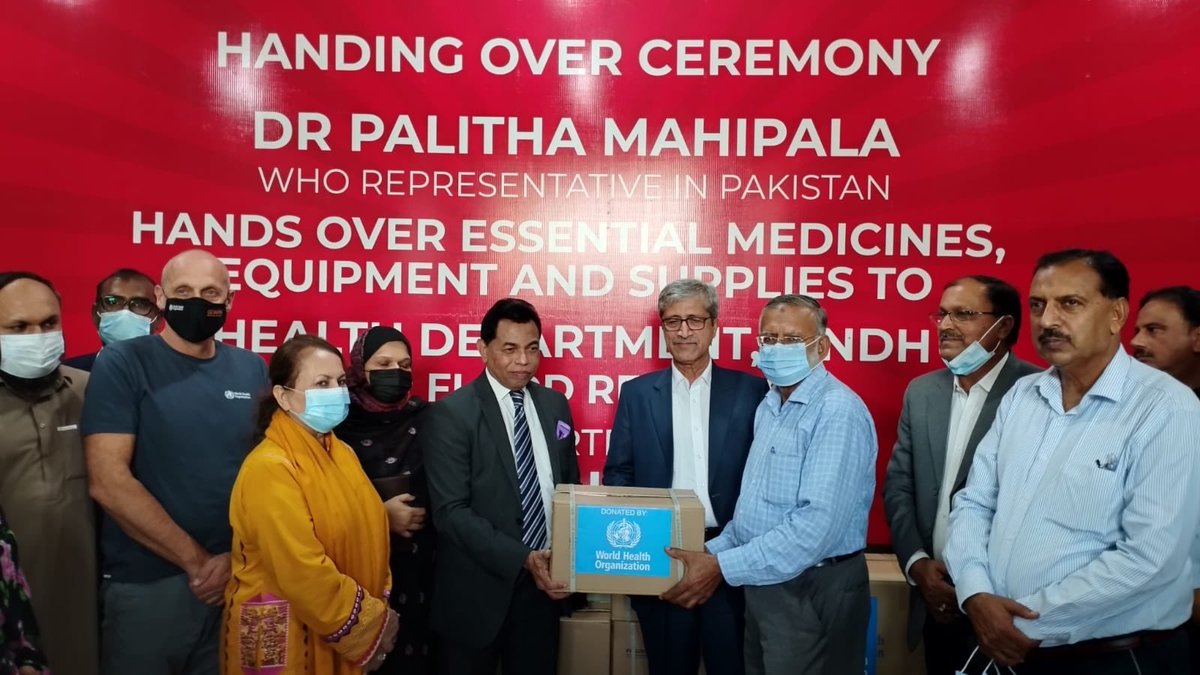 #WHO Pakistan Representative Dr Palitha Mahipala hands over #medicines, essential medical supplies, #nutritional supplements & labor room equipment to DG Health #Sindh Dr Juman Bahoto to strengthen #health services in the flood affected areas of Sindh.