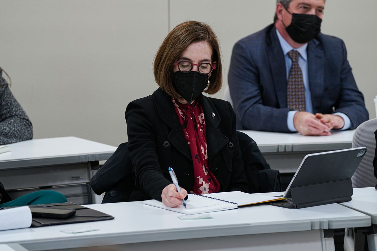 CoupangInc's tweet photo. It was an honor to have @OregonGovBrown and the Oregon Agriculture Delegation here at Coupang! We will continue building new opportunities to grow together with customers, local governments, and small businesses around the world. https://t.co/55B73mTkNA