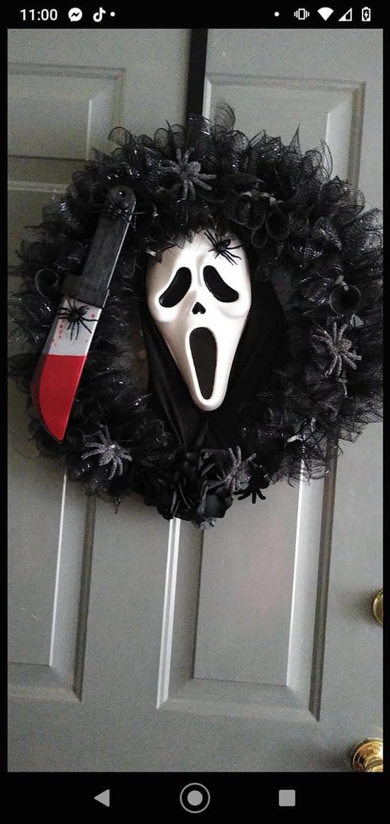 DevonGibson1011's tweet photo. What is everyone favorite craft they have ever made? This one is mine!  These are my top 4. #HalloweenEnds #craftswithdevon #diy https://t.co/FhXRMF7LCt