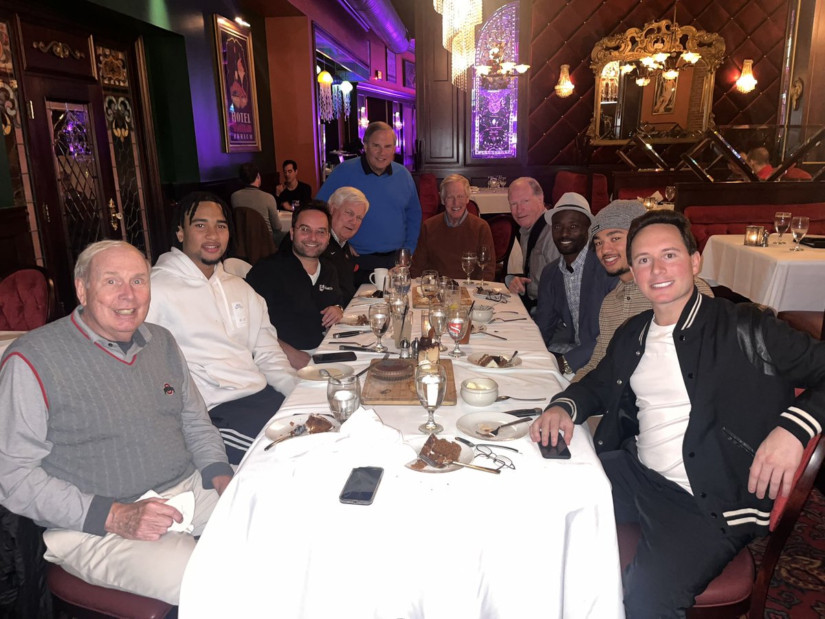 TheFoundation1_'s tweet photo. Great night out with our friends @CJ7STROUD and @jaxon_smith1, board members @ToneTime10 and @DaSchott at @JeffRubys @TheRealJeffRuby. Thanks to our donors! https://t.co/JjsuafFZaG