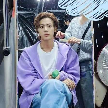 잘생김석진오빠 tweet media