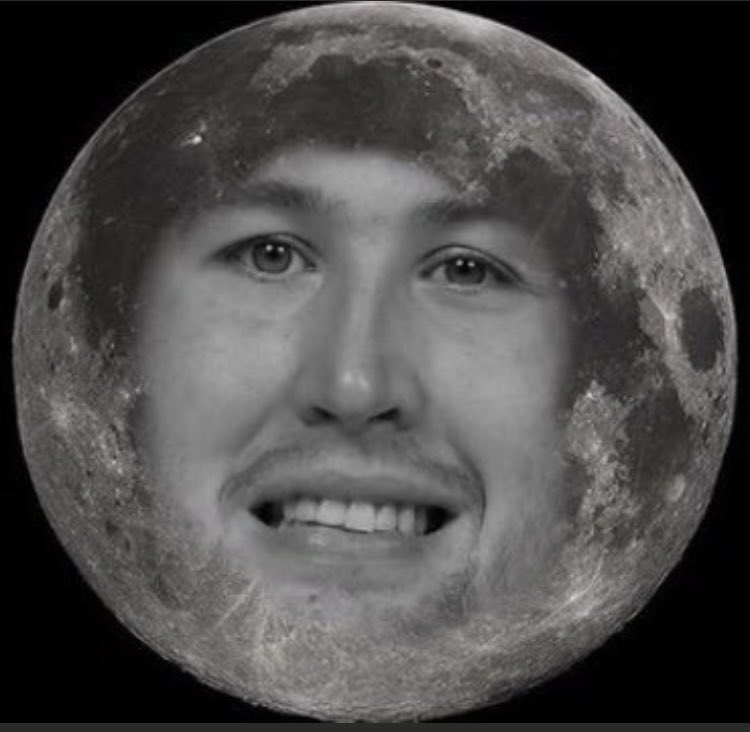 RyanSleeps's tweet photo. @ArizonaCoyotes Moon man strikes again! #Ritchieforever https://t.co/8A83ejZZyq