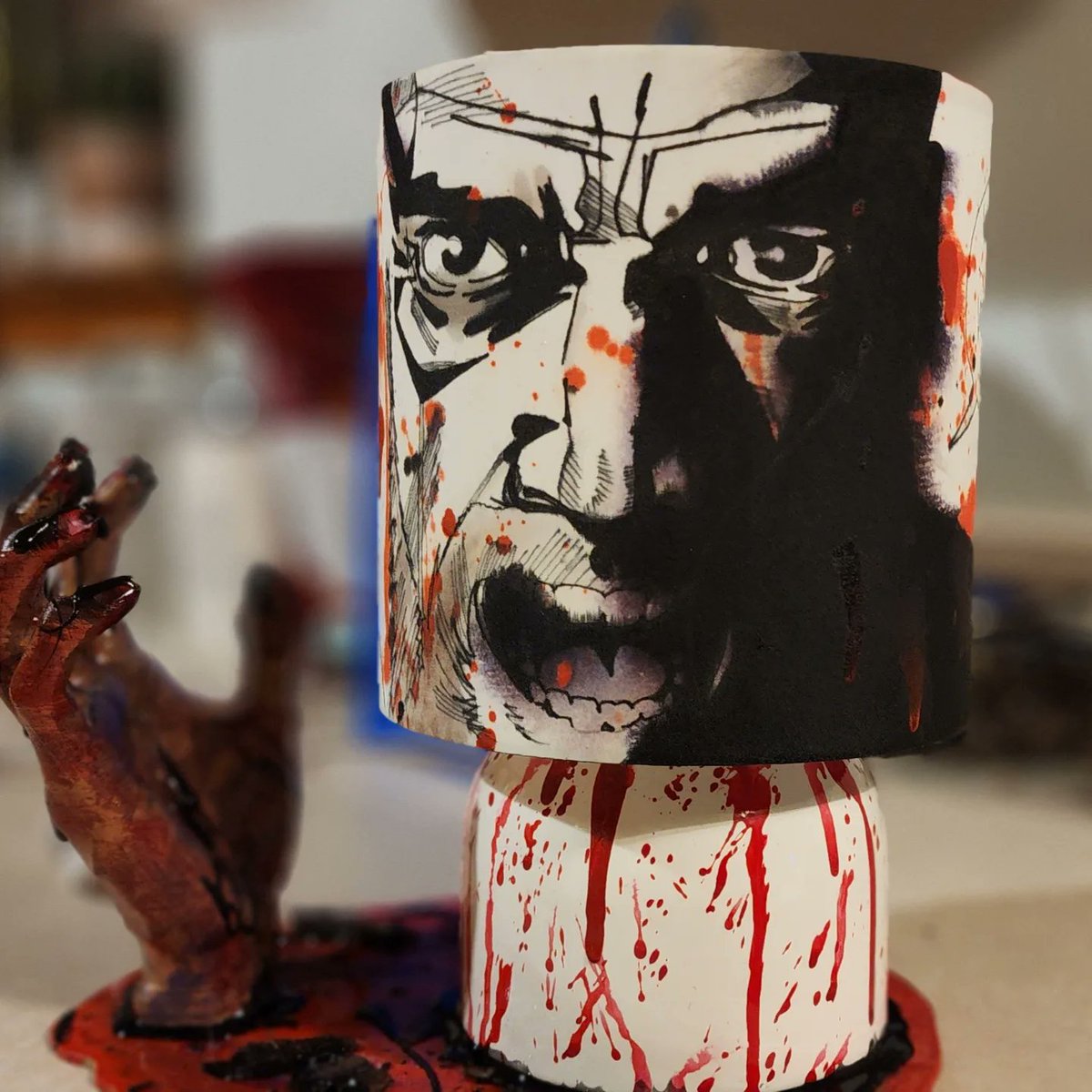 O_RodriguezIII's tweet photo. Finished this one of a kind #TWDLamp, hand drawn shade #Rick #Grimes #3DPrinted walker hand primed, sanded and painted, it has finger nails...bloodied base with, bark from the #Alexandria spikes for texture #TWDFAMILY
#OscarsRedHat #OscarsArt there's only one!
#TWDArt #TWDARTIST https://t.co/ociyPofFKu