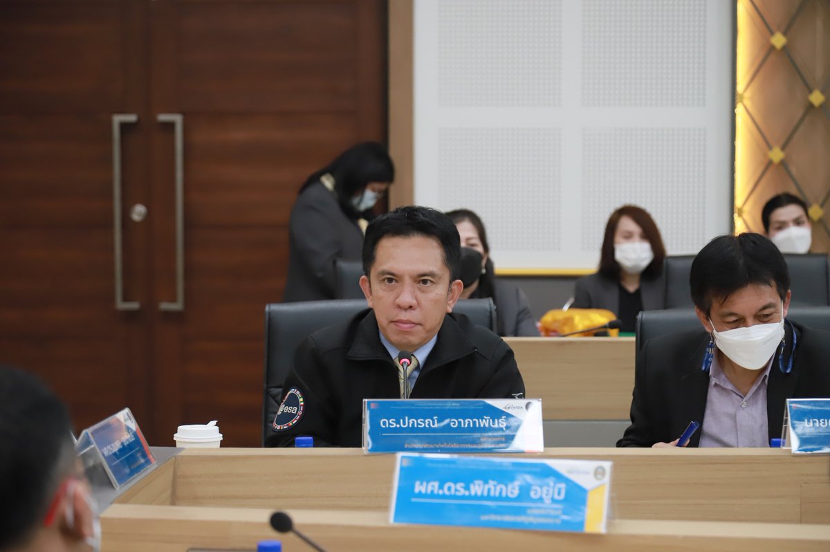 SCGIcenter's tweet photo. 🛰️GISTDA จับมือ ม.ราชภัฏพิบูลสงคราม ใช้ GI ศึกษาวิจัย สร้างนวัตกรรม เตรียมความพร้อมเข้าสู่การสร้างเศรษฐกิจอวกาศยุคใหม่ จัดพิธีลงนามบันทึกข้อตกลงความเข้าใจว่าด้วยความร่วมมือทางวิชาการและการส่งเสริมการใช้ประโยชน์ด้านเทคโนโลยีอวกาศและภูมิสารสนเทศ เมื่อวันจันทร์ที่ 17 ตุลาคม 2565 https://t.co/aNamgJIkRy
