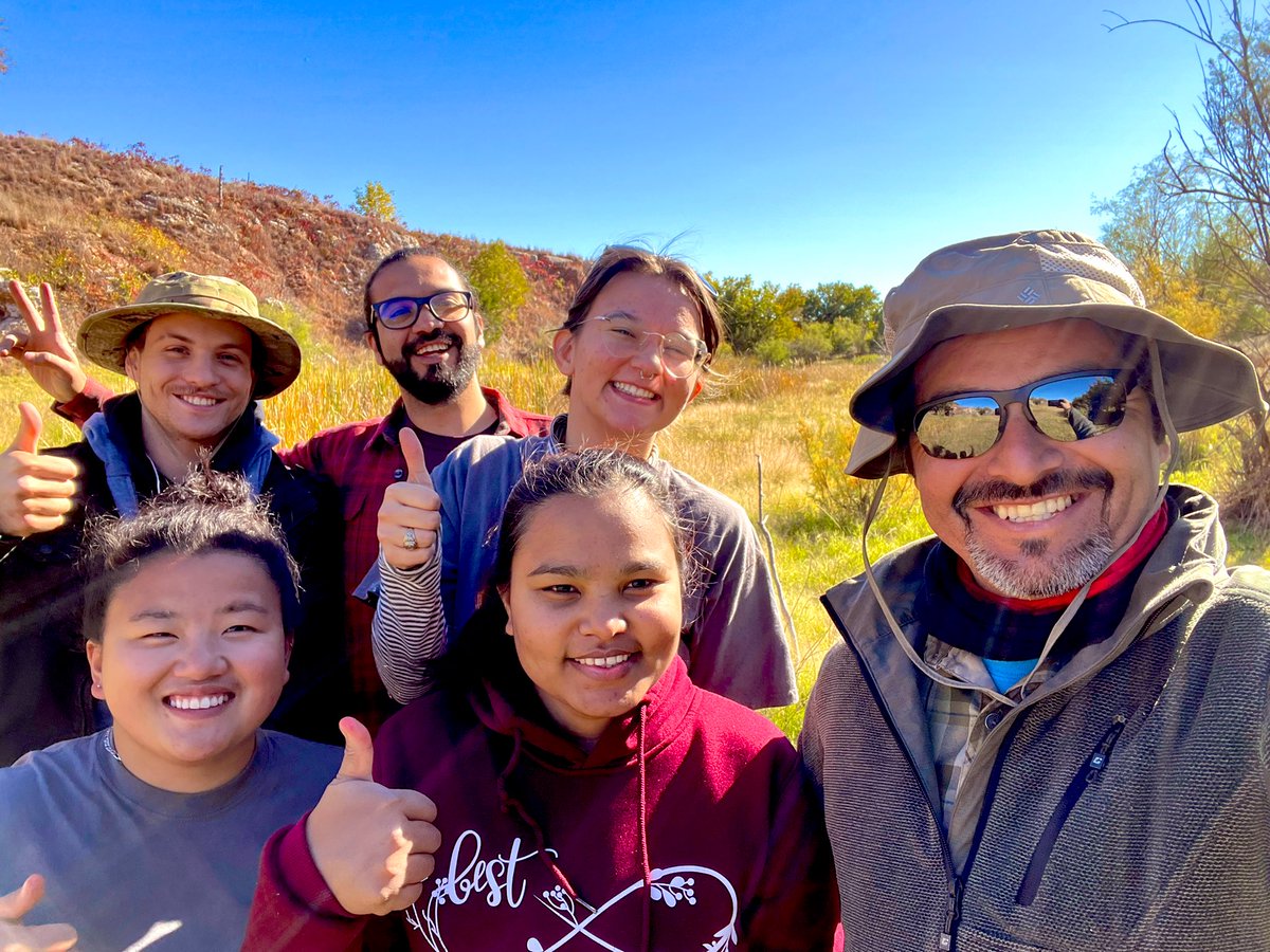 feaburto's tweet photo. Had a great time today with the @tamusoilcrop #soiljudgingteam at Woodward, OK. Thanks to Dr. Jason Warren @OSUplantsoilsci for organizing! Thanks @aleatenasn &amp; @KhadkaDeepaa for all your help with the @TAMU team! https://t.co/1PZamZCT3M