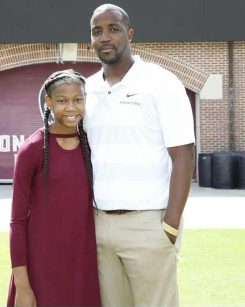 coach_pimp's tweet photo. Wishing my BEAUTIFUL, INTELLIGENT, FUNNY, ATHLETIC Daughter a very happy sweet 16th birthday!!! Daddy Loves you ALWAYS!!!! #SWEET16 #HAPPYBDAY #PROTECTEDBYME #PIMPSQUAD #DADDYSGIRL https://t.co/nVxe3HfeZV