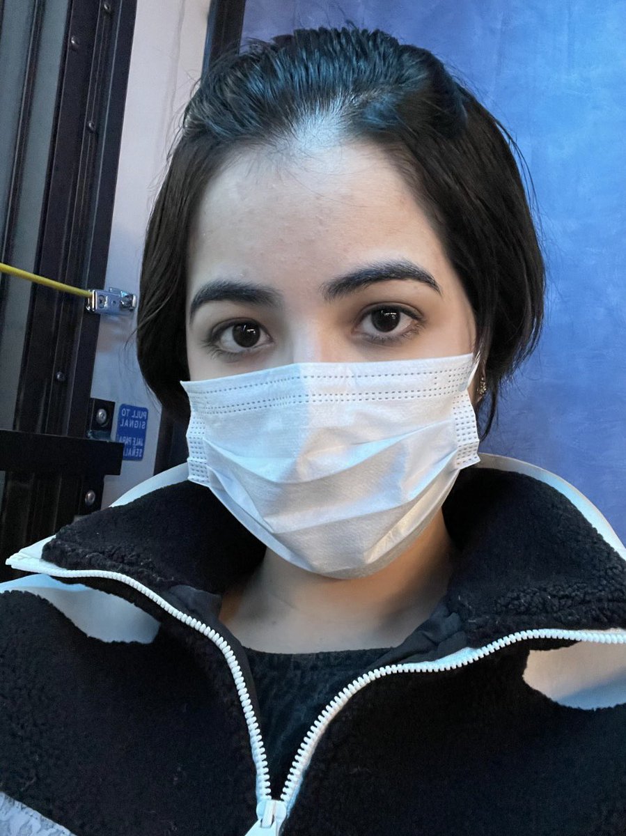 pdflvsrcky's tweet photo. Con Juhwancito bb

Decidí arriesgarme a ser la primera jsjsjs

#EdelweissSelcaDay #EdelSelcaDay #TFNSelcaDay #ON #ESD #TFN  @TFN_official_  #티에프앤 https://t.co/wq7necXjHW