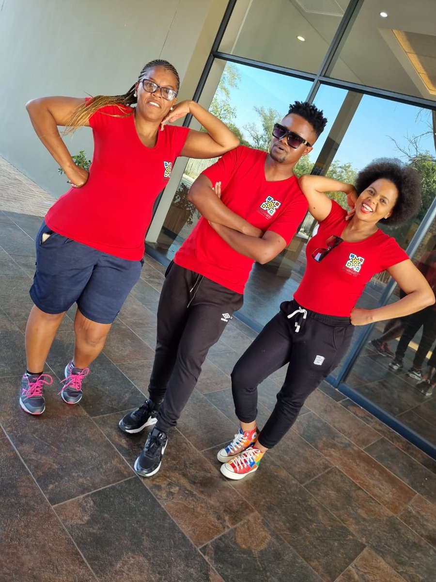 RealDj_rvoonah (@realdj_rvoonah) on Twitter photo #Sivukilebreakfast629
BOEING RNB629 βοΈ βοΈ π₯ π₯ π₯
#Chooseday Lotjhani π π #RNB
<a href="/Ikwekwezi_FM/">Ikwekwezi FM</a> @SivukileBShow <a href="/RealDJ_Rvoonah/">RealDj_rvoonah</a> <a href="/bussaimathebula/">Bussai πΏπ¦πΏπ¦πΏπ¦</a> <a href="/Bathabilemaben9/">Bathabilemabena</a> π₯ π₯ π₯ #Sivukilebreakfast629
BOEING RNB629 βοΈ βοΈ π₯ π₯ π₯
#Chooseday Lotjhani π π #RNB
<a href="/Ikwekwezi_FM/">Ikwekwezi FM</a> @SivukileBShow <a href="/RealDJ_Rvoonah/">RealDj_rvoonah</a> <a href="/bussaimathebula/">Bussai πΏπ¦πΏπ¦πΏπ¦</a> <a href="/Bathabilemaben9/">Bathabilemabena</a> π₯ π₯ π₯
