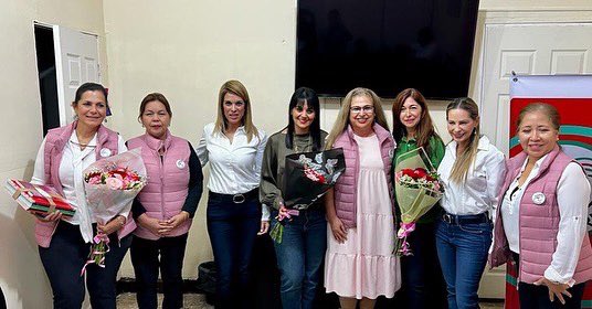 ONMPRI_COAHUILA's tweet photo. Esta tarde nuestra Dirigente Estatal @LuzMorales en compañía de  @Boreque, Delegada Regional @OnmpriNacional, se reunieron con las Dirigentes Municipales #ONMPRI de #Monclova, #Castaños y #Frontera e integrantes de sus comités. 

#SumamosPorCoahuila #Ruta23 https://t.co/DyNTfYN9BN