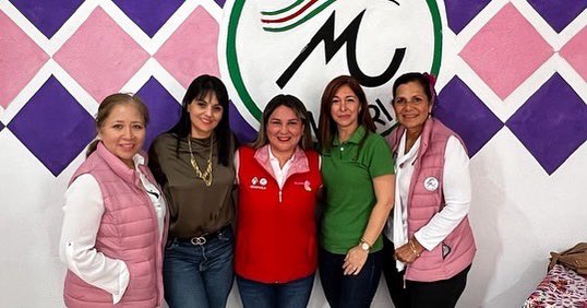 ONMPRI_COAHUILA's tweet photo. Esta tarde nuestra Dirigente Estatal @LuzMorales en compañía de  @Boreque, Delegada Regional @OnmpriNacional, se reunieron con las Dirigentes Municipales #ONMPRI de #Monclova, #Castaños y #Frontera e integrantes de sus comités. 

#SumamosPorCoahuila #Ruta23 https://t.co/DyNTfYN9BN