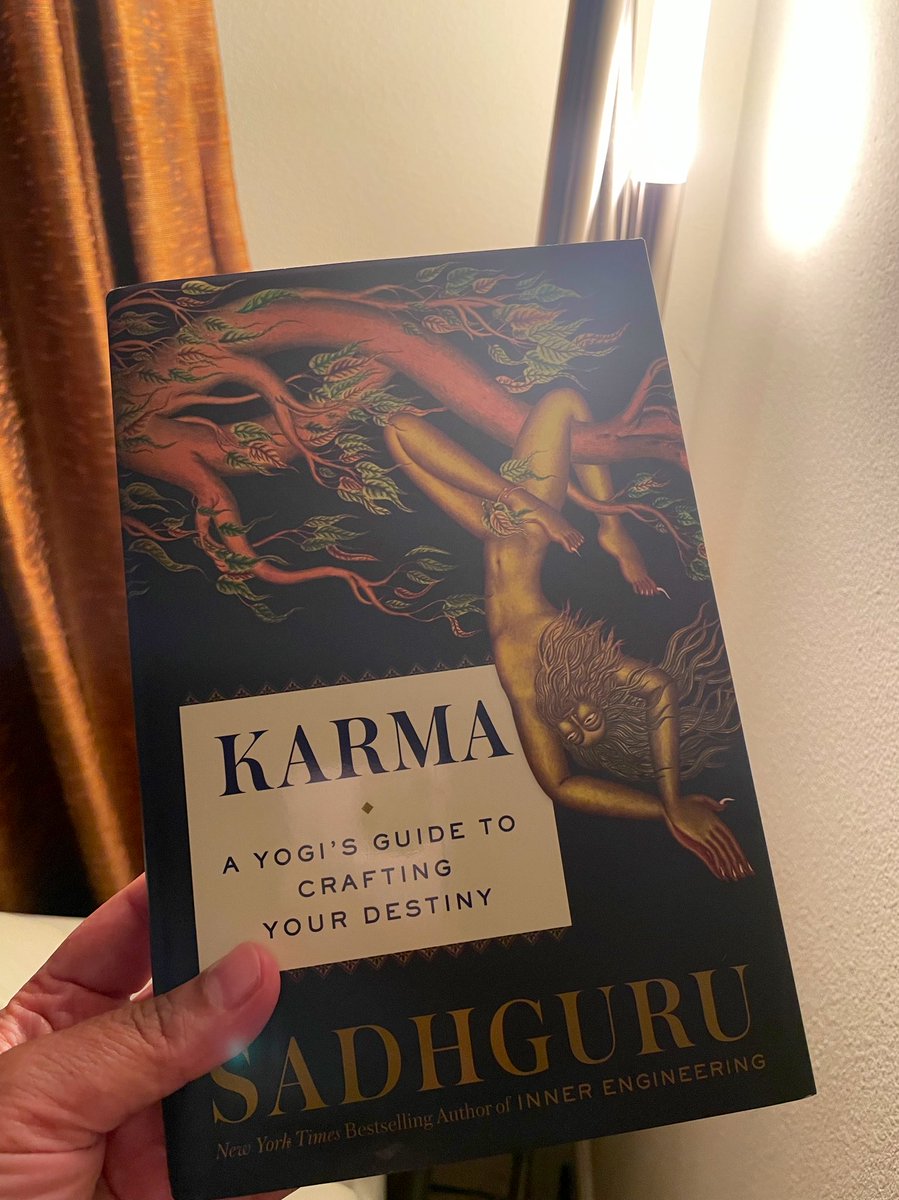 flyspirited's tweet photo. @SadhguruJV karma a yogic way to master your destiny! Currently reading
#karma #karmabook #karmabooktour #masteryourdestiny https://t.co/0Qn8cXrwj0