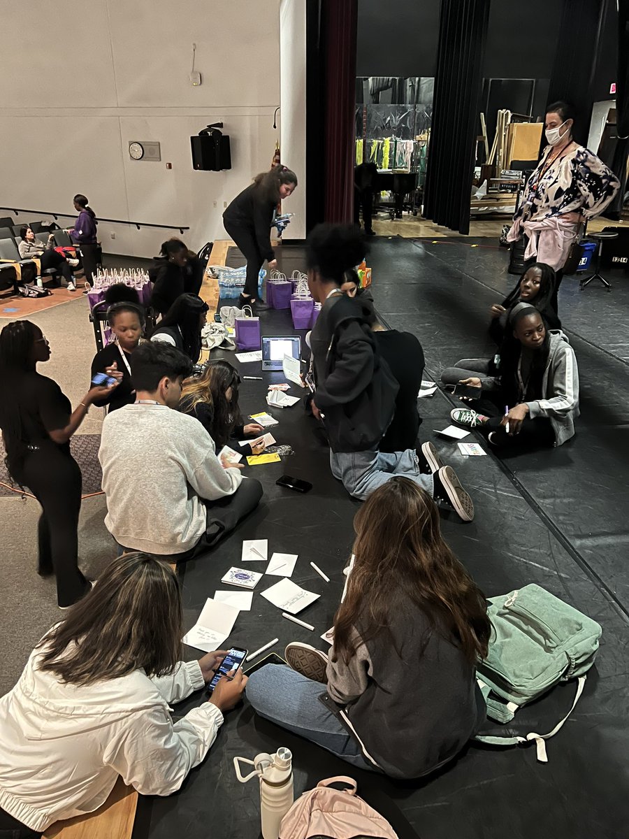 KropSHS's tweet photo. Our new CAP Club is busy preparing for our upcoming College Fair on Thursday, October 20, from 6 to 8 pm in the Gym. You’re not going to want to miss it! 😊💜⚡️ @MDCPSNorth @MDCPS @StdtSvcsMDCPS @Mr___Krueger #TeamNRO https://t.co/ChXoqSQBms