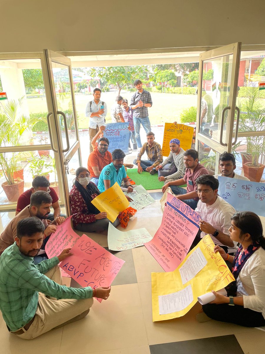 ABVPGujarat's tweet photo. Karyakarta's of ABVP Central University of Gujarat Protested with several demands of Students and presented a Memorandum to University Registrar.
#ABVPForStudents
#ABVPCUG
#ABVPGujarat https://t.co/wxgRXuP6Kp
