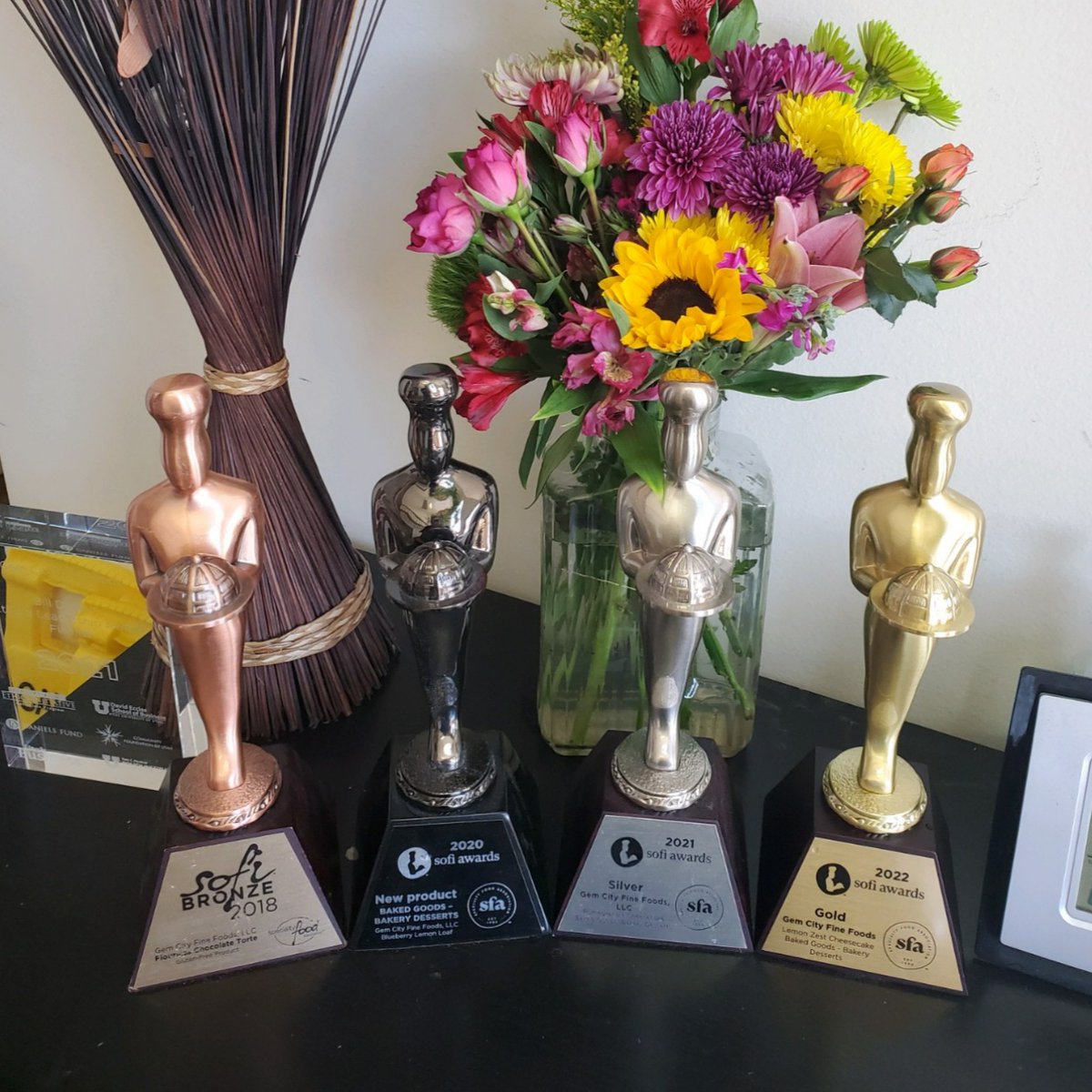 Did you know we have 4 award-winning deserts- of course, we think all of our desserts are the best, but our Chocolate Torte, Blueberry Lemon Load, Pomegranate Cheesecake, and Lemon Zest Cheesecake are all Sofi Award winners!