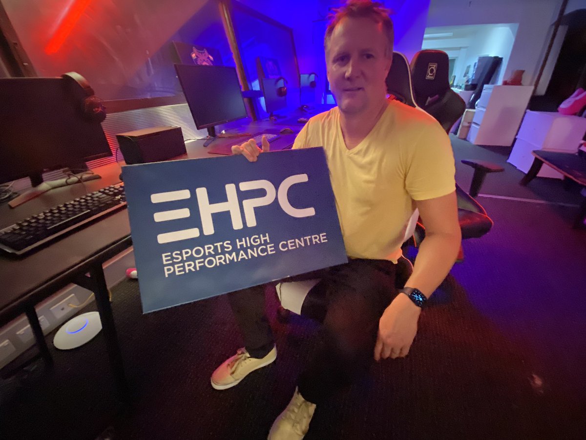 DreamChannelAI's tweet image. Happy to welcome Dave Hariss from #esports high performance centre to #KgrindStudios. setting up Women’s / First Nations Esports teams as well as #incubator for young talent !  #leagueoflegends #esportshpc #FearTheBear #ocewin
#xbox #GuinevereCapital #dreamchannel  #kgrind