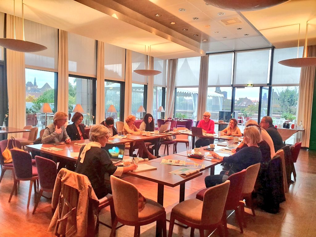 agathebinnert's tweet photo. Bien démarrer la journée par une réunion matinale du Bureau de la @MDE_Strasbourg pour échanger sur nos programmes actuels, le BP &amp; les projets 2023 ainsi que le prochain CA. Merci à tous nos administrateurs pour leur participation active et leur soutien ! https://t.co/j9w23A0qJR