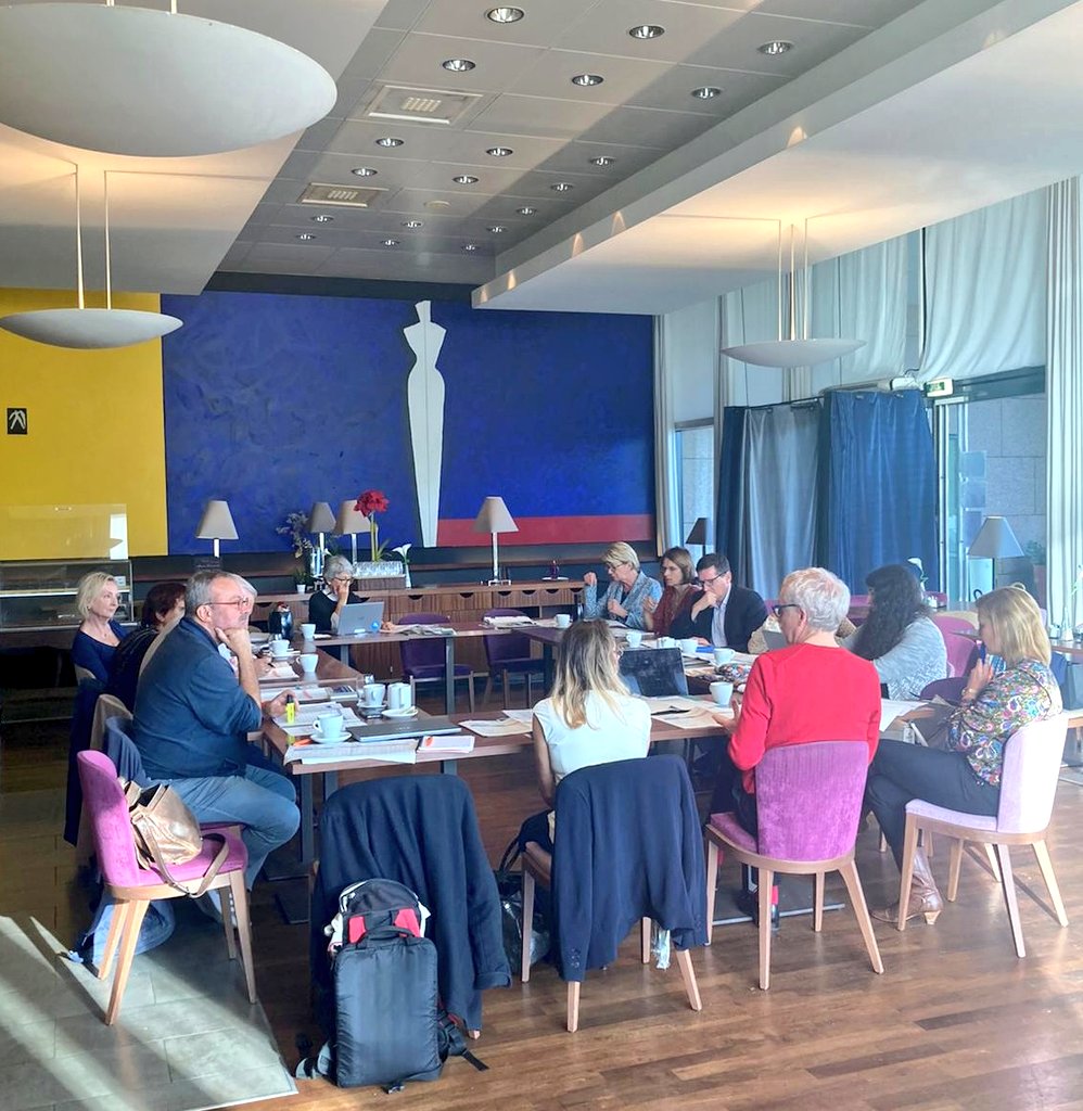 agathebinnert's tweet photo. Bien démarrer la journée par une réunion matinale du Bureau de la @MDE_Strasbourg pour échanger sur nos programmes actuels, le BP &amp; les projets 2023 ainsi que le prochain CA. Merci à tous nos administrateurs pour leur participation active et leur soutien ! https://t.co/j9w23A0qJR