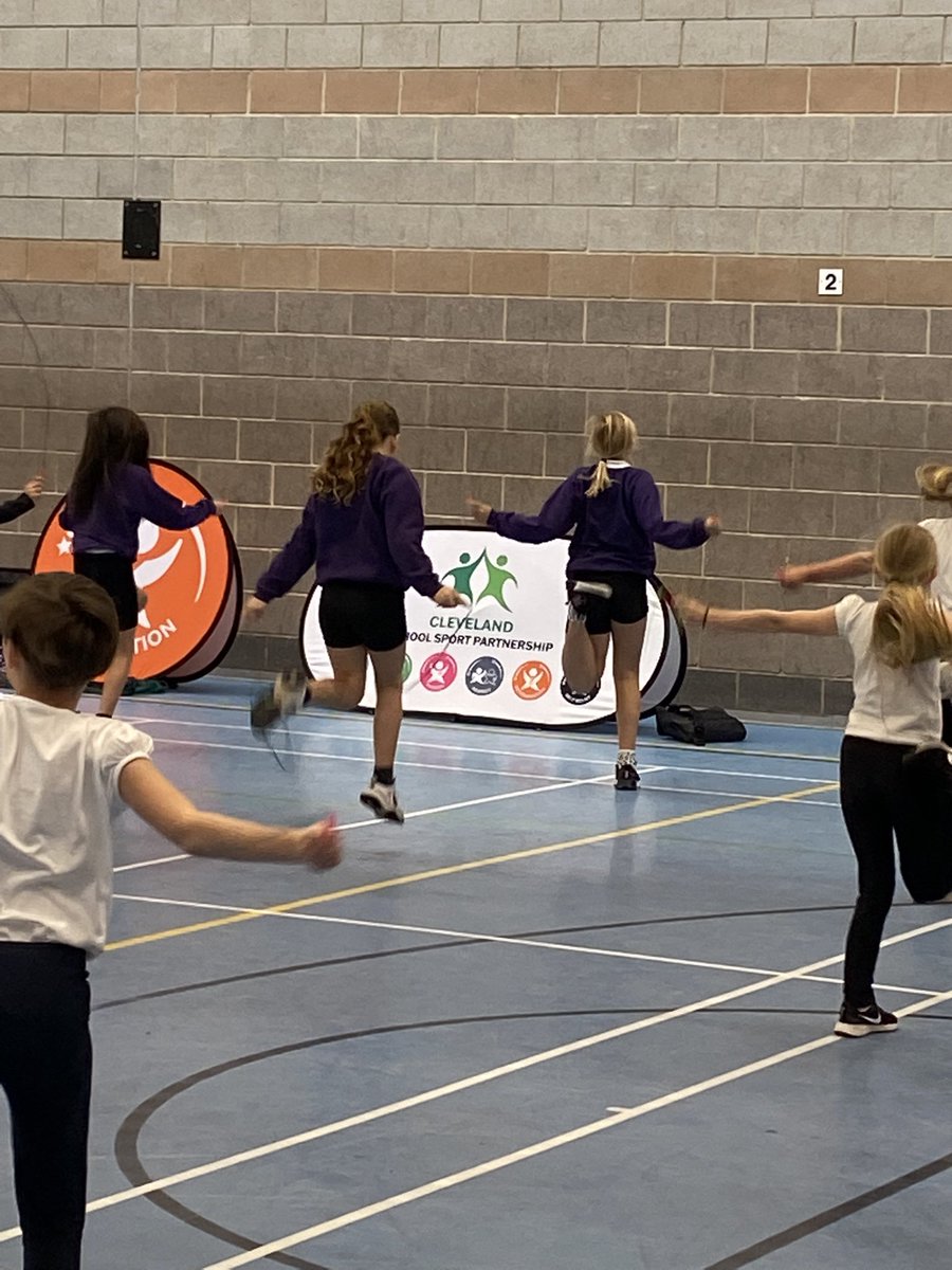 Skipping for Year 5 &amp; 6 Playground Leaders.