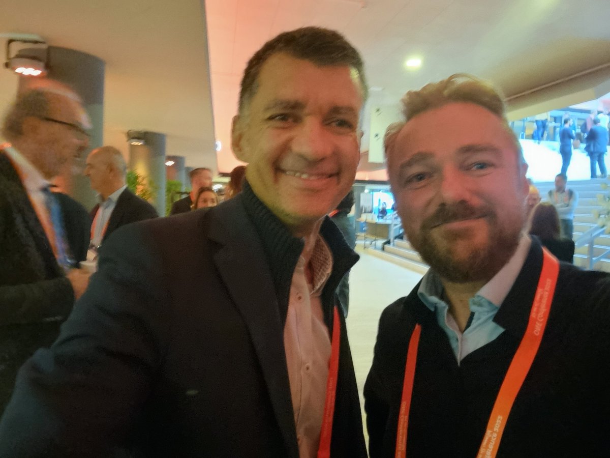 You know it's a great day when you meet your friend from the <a href="/CyberpeaceInst/">CyberPeace Institute</a> at the #oneconference