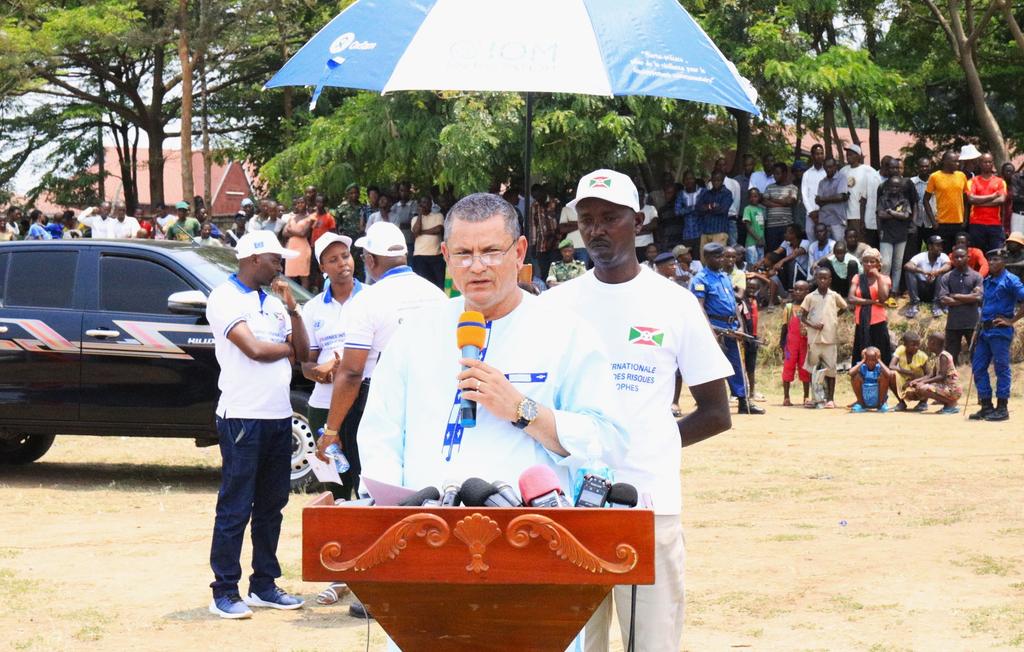 PNUDBurundi's tweet photo. Il a aussi rappelé l’engagement du #SNU d’accompagner le #Burundi dans ses efforts de #réduction des risques de #catastrophes.
#ODD13 #JIRRC #DRRDay #AlertePrécoce #FutureSmart #Burundi https://t.co/vVUKjls76q