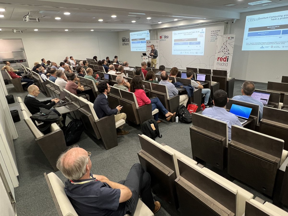 IMDEA_Software's tweet photo. 🔴 #JornadaREDIMadrid | La ponencia de Vicente Martín, catedrático de @informaticaupm @La_UPM, ha versado sobre las #ComunicacionesCuánticas y su aplicación en proyectos como #QuantumFlagship, #EuroQCI @openqkd y #MadQCI #QuantumCommunications https://t.co/g9PRRWgr52