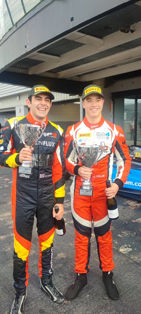 MaxMarzorati's tweet image. Not to be overlooked although we were all so ultra competitive @MSVRacing @GB4Championship really created a race with respect paddock at the sharp end.
@nikolasgtaylor @JarrodWaberski @Jacksherwood78 @tommills_21 
#MAX81 #RiseAbove #wheeltowheel