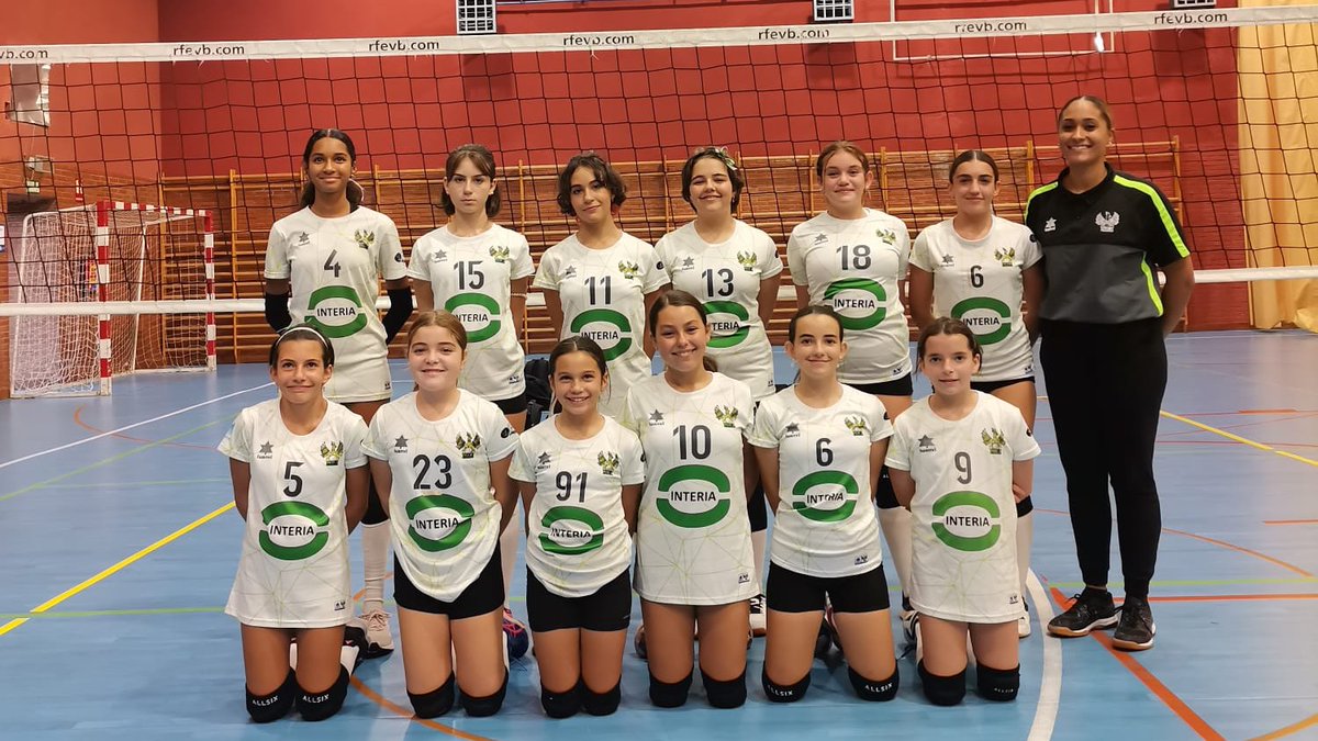 CLUBPARLAVOLEY's tweet photo. Nuestro equipo INFANTIL Saneamientos Yagüe disfruta de una merecidísima victoria ante @cvfuenlabrada por 0-3. 

Un partido lleno de mucha emoción y que gracias al esfuerzo que emplearon las jugadoras parleñas pudimos vencer.

¡¡Gracias a toda la afición por llenar las gradas!! https://t.co/RQhxnt4thu
