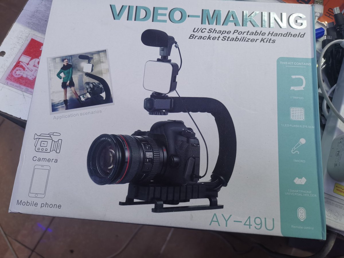 Video making kit
Cames with a microphone head, light, phone holder, camera holder. U/C shaped portable hander, bracket stabilizer.
Price 4800
Please call/ whatsapp 0717622304