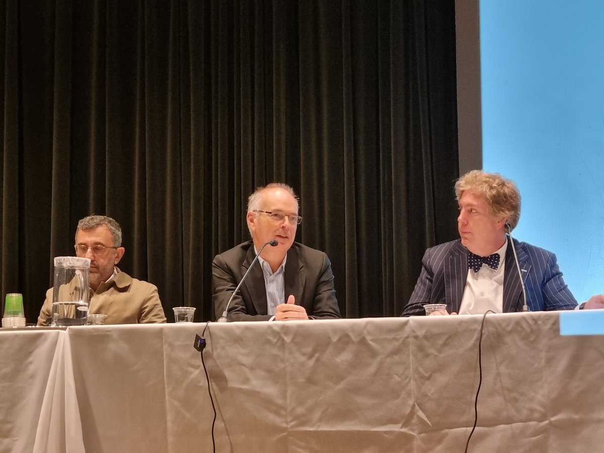 AmanK2042's tweet photo. Great talk by architect @PhilipThalis , Angelo Candalepas and professor of classics Alastair Blanshard at Parliament house today about classical Greece and it's influence on #Sydney. #Architecture https://t.co/fIeQEANDfa