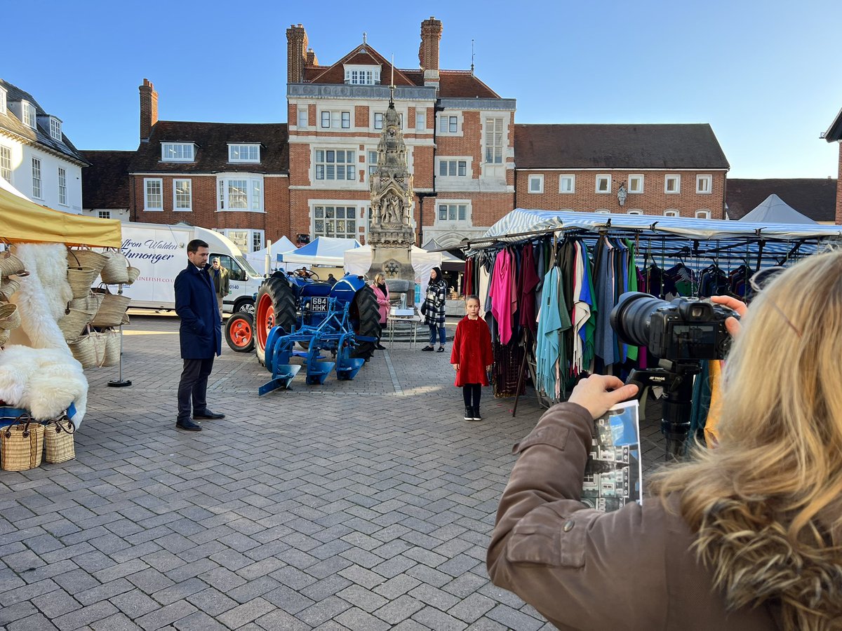 FryArtGallery's tweet photo. Everyone in position for our reconstruction of #EdwardBawden’s #blueplough - here’s @ailecphoto preparing to capture the final image. 🙏 to @Saffronwaldentc and @Lucyannasmith  who grew up in #SaffronWalden and had the idea for the recreation https://t.co/lqRAzFZL6V