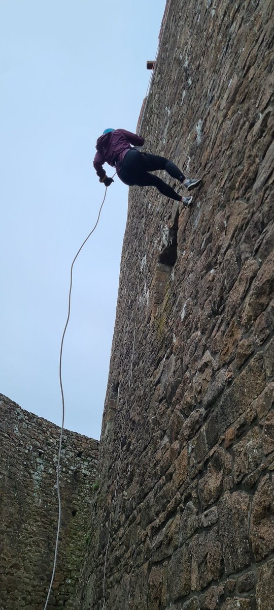 40 adventurous abseilers took on the Headway Mont Orgueil Challenge helping us to raise £9,000 and enable us to continue to provide our services.
#fundraisingci #charityci #teambuildingci #braininjurycharity