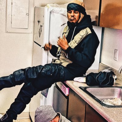 Capo Gaddafi tweet media