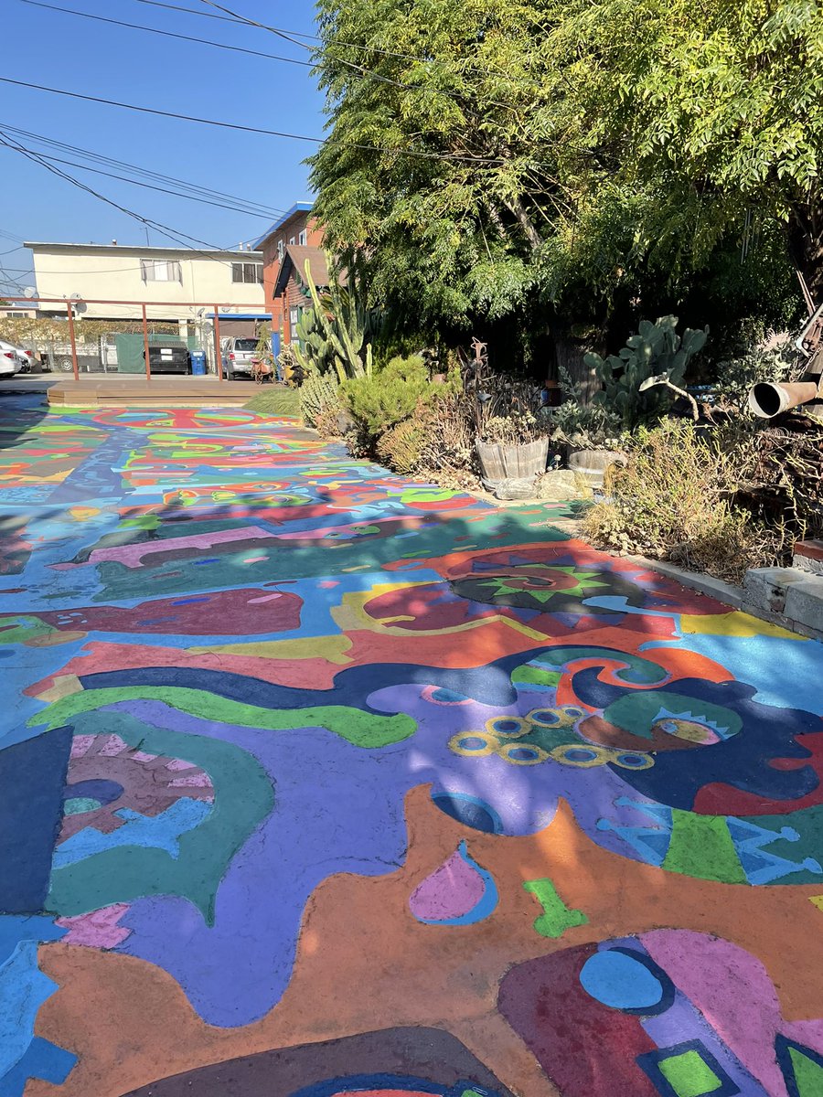 Loved visiting <a href="/StElmoVillage/">St. Elmo Village</a> today /“The philosophy of St. Elmo Village is that all people are creative and powerful in their own way. Through sharing the creative process, we encourage self-confidence and self-esteem through arts.” // #InclusiveInnovation22  #STEMToTheFuture 💗