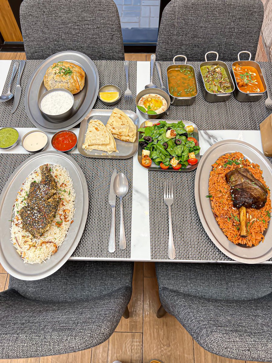 aldhmy2022's tweet photo. اروز | ARRUZ 🌶️

اذا تبي مطعم يقدم الأكل السعودي والأكل الهندي - فهذا المطعم اشوفه خيار ممتاز جداً 😍✅ .. الأكل عندهم لذيذ ويستحق التجربة - طبعاً المطعم راح يكون عنده فكره جديده واللي هي انه بيقدم وجبات سريعه هنديه

📍الموقع : 

Arruz - اروز
055 170 0036
https://t.co/fgTqNrXdhM https://t.co/slwH18YiNj