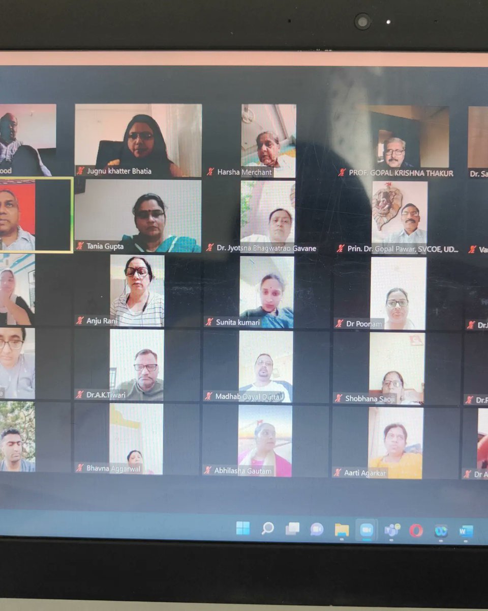 ctpdin's tweet photo. 2nd Day /session of 10 Days Faculty Development Programme was conducted on 16th October 2022 in the august presence of today's esteemed Resource Person /Expert Speaker Prof. Vishal Sood Professor &amp; Dean School of Education Central Univ Of HP
#FDP #nationallevelprogram #SDRF #CTPD https://t.co/L8GI392lPY