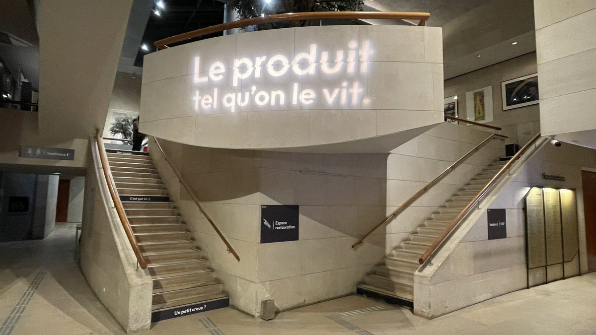 Franky vous passe le bonjour et vous attend pour une journée de folie à La Conf’ #school of #product 🎉🔥