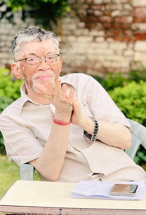 vishalgangwar84's tweet photo. हम सबके मार्गदर्शक, अभिभावक बरेली लोकसभा से 8 बार के लोकप्रिय एवं यशश्वी मा. सांसद आदरणीय श्री संतोष गंगवार जी को, गोला गोकर्णनाथ विधानसभा उप-चुनाव में भारतीय जनता पार्टी का स्टार प्रचारक बनाए जाने पर हार्दिक बधाई एवं शुभकामनाएं !!
@santoshgangwar https://t.co/SlsApK06rt