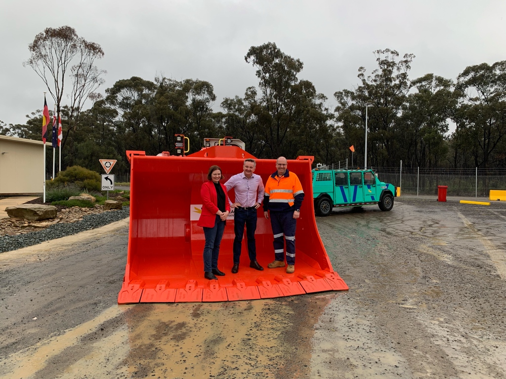 PremierStrat's tweet photo. Proud to have supported @agnicoeagle Fosterville Gold Mine (FGM) at a visit by Energy Minister @Bowenchris and Bendigo MP @LMChesters last week. FGM is investing in ground-breaking renewable technology to help reach a net-zero target. #netzero #sustainablemining #renewablefuture https://t.co/OlHLjdNH8v