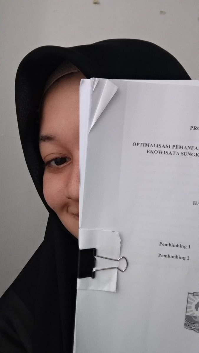 zeyyha_'s tweet photo. 🔗17Okt 22 - Sempro Done! ✔️
Wakaka Alhamdulillah leGAAAA banget. Jadi tau mau diarahin kemana, lebih clear, ternyata ga semenyeramkan itu yaa huhu alhamdulillah alhamdulillah alhamdulillah bangettt sama semua yg terjadi kemaren :"))) https://t.co/MUWd0zFb6S