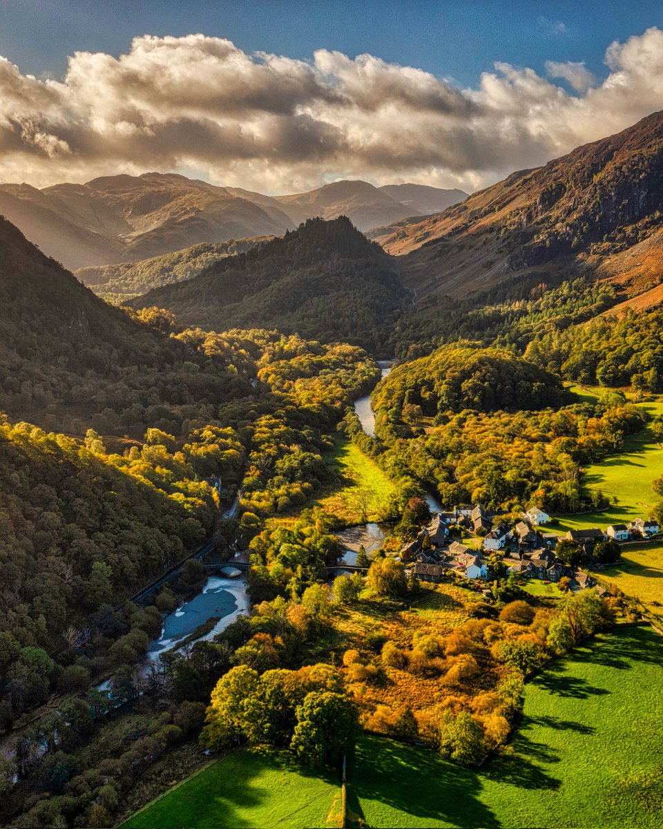 lakesrhino's tweet photo. Morning everyone hope you are well. Earlier shot looking across Grange and Castle Crag towards Borrowdale. Have a great day. #LakeDistrict @keswickbootco @ShowcaseCumbria https://t.co/21UexkyHaz
