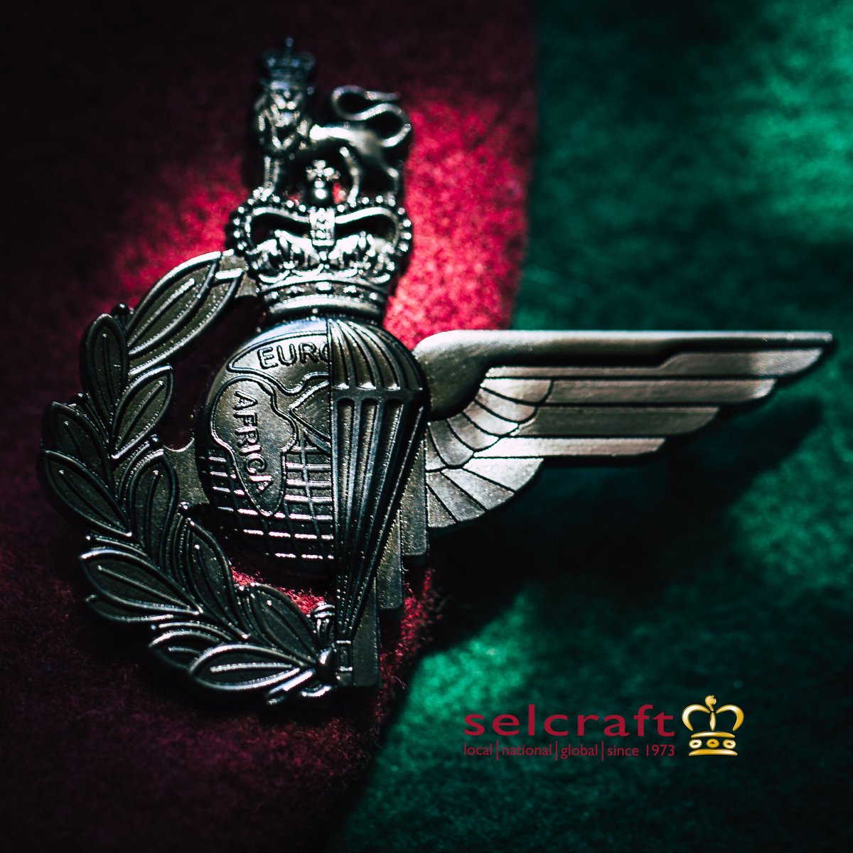 SelcraftUK's tweet photo. Our latest commission brings together the #RoyalMarines & #ParachuteRegiment 🏅 #Selcraft UK proudly created a bespoke badge uniting the two, despite the rivalry https://t.co/KBCdaX5lkV local | national | global | since 1973 #mutualrespect #selcraftuk #medals #medal #medallist https://t.co/B5trJQgReO