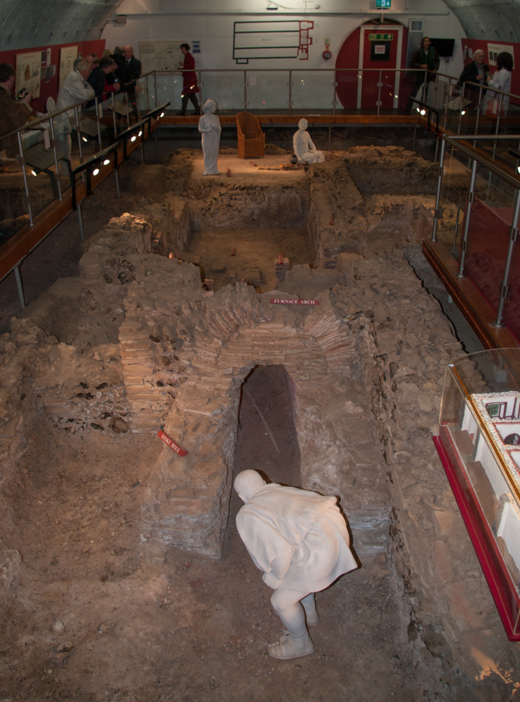WelwynArchSoc's tweet photo. Next Saturday!  Archaeology in Hertfordshire: Recent Research. Come and listen to Emma Harper talking about the "What's under our feet" project working with young archaeologists. Tickets here: https://t.co/oUAY8Gd5f7 or available on the door. @RomanBathMuseum  @millgreenmuseum https://t.co/iyAiTMVb9z