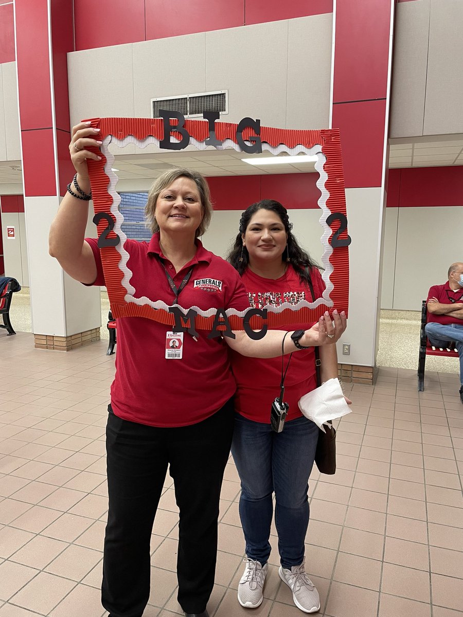 Claudia Turcios 🇸🇻 🇧🇿 tweet media