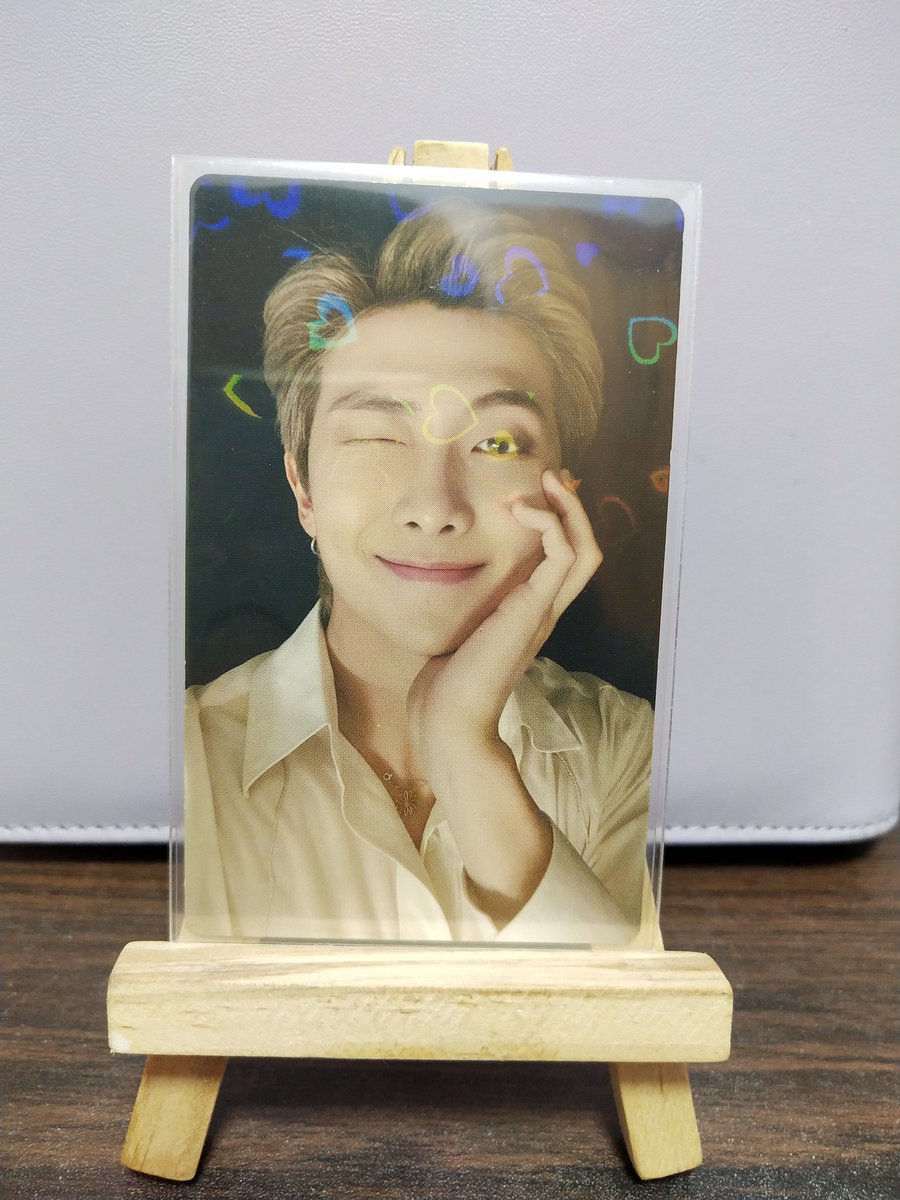 Seoul7ph's tweet photo. RM BE DELUXE HOLO
onhand

-1,800 php
Dm me https://t.co/U3yz5mzxFL