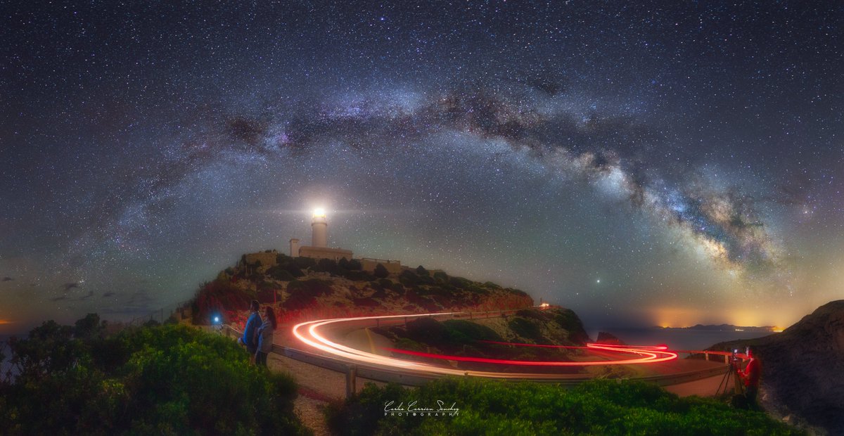 Bon dia! Far de Formentor, #mallorca 
<a href="/FarosLos/">Los faros del mundo</a> <a href="/FarosdeEspana/">FarosdeEspaña</a> <a href="/FarsdeBalears/">Fars de Balears</a> #LighthousesofSpain #MisFotosDeBaleares
<a href="/TurismeBalears/">Turismo Illes Balears</a> <a href="/visit_mallorca/">visitmallorca</a> <a href="/tiempobrasero/">Tutiempo</a> 
<a href="/esa_es/">ESA España</a> <a href="/SonyEspana/">Sony España</a> <a href="/ThePhotoHour/">#ThePhotoHour</a>
<a href="/El_Universo_Hoy/">El Universo Hoy 🧈</a> <a href="/AstroAficion/">AstroAficion</a>
<a href="/PlanetarioMad/">Planetario de Madrid</a> <a href="/astrofotografia/">Jaime Díez 🌟</a> <a href="/NatGeoEsp/">National Geographic España</a>
