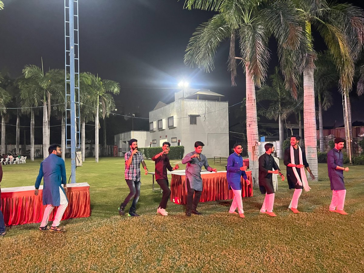 diya_infotech's tweet photo. Some Navratri Glimpse of Diya Infotech NAVRATRI 2022
#navratricelebration #diyainfotech #diyainfotechindia #TeamDi https://t.co/86TibgHa3i