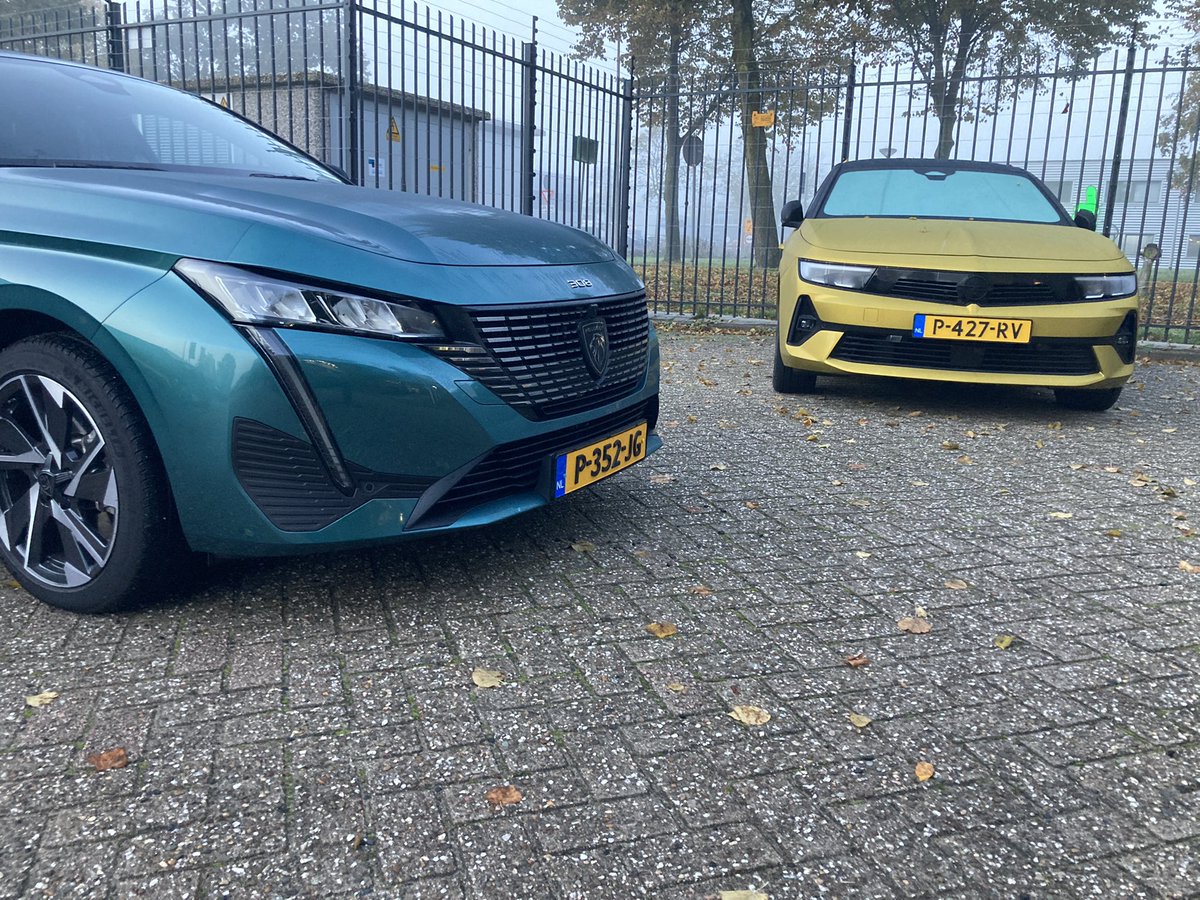 StephanV77's tweet photo. Herfst, dus ga ik van groen naar geel. https://t.co/87FoGW28Sz