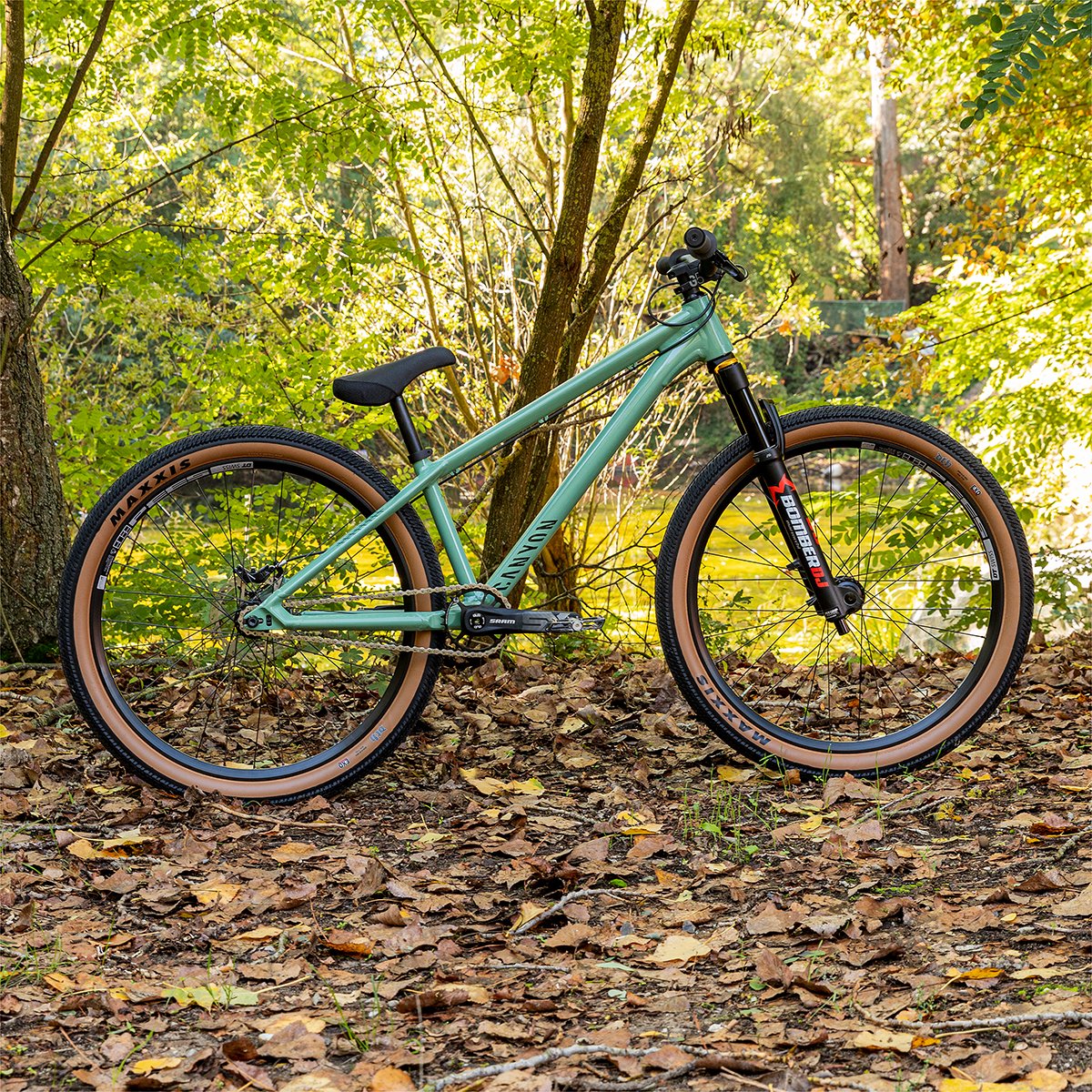 Canyon_Spain's tweet photo. Vuela con la Stitched 360.
Un nuevo look para la bici que ha demostrado ser una de las más resistentes para dirt/slopestyle con especificaciones para todos los bolsillos.
Nuevos modelos👉https://t.co/ok1KVYZtJo
#MyCanyon #CLLCTV #CanyonStitched
📸 @janfassbender https://t.co/un7qyBOnZZ