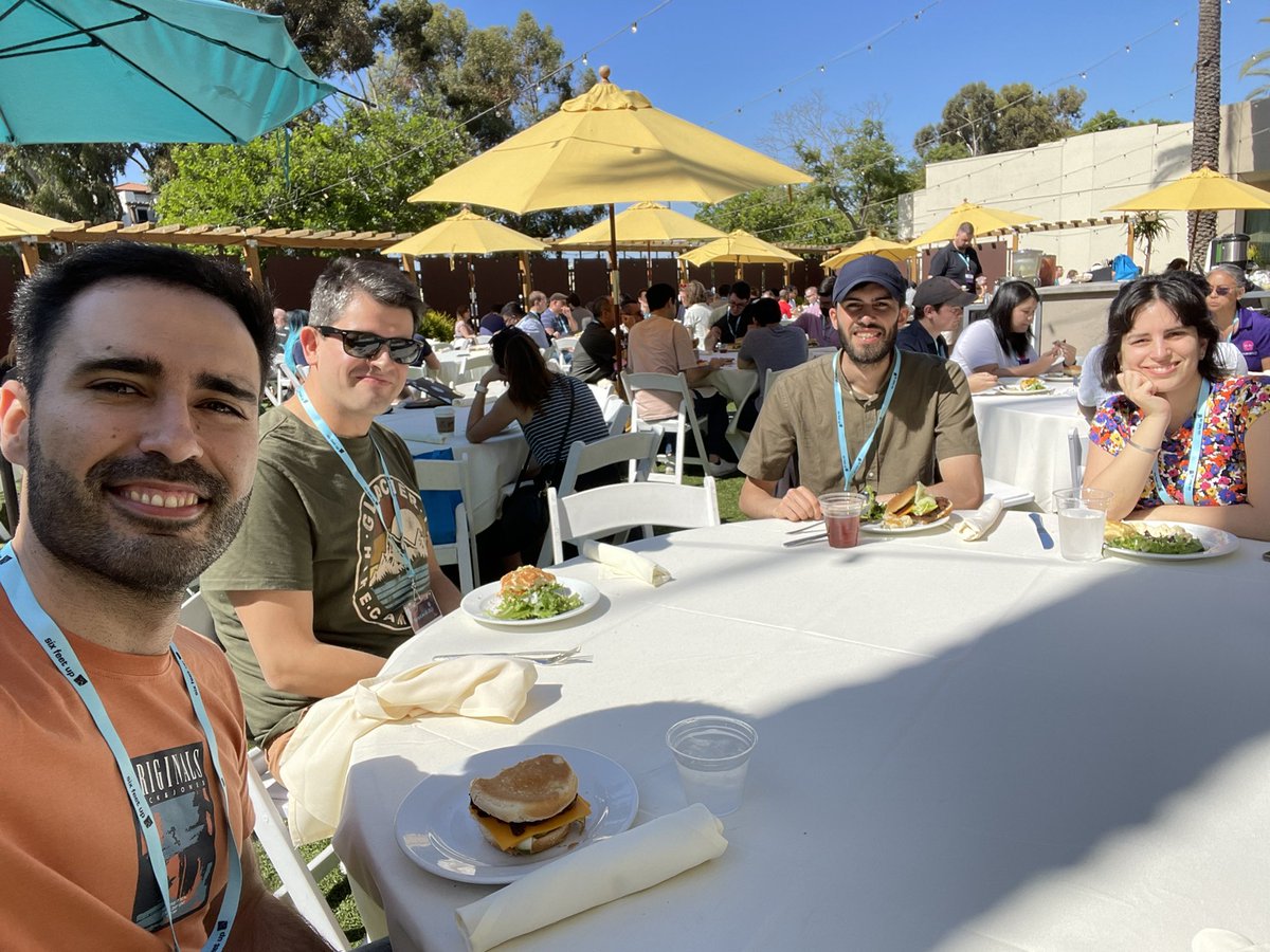 joaquinscocozza's tweet photo. Amazing first day at the @djangocon 🚀 It was very nice to watch my online talk at the main room and to attend some top-level talks from the other speakers 🔥 

Can’t wait for second round! https://t.co/GUJ2xP9l9h