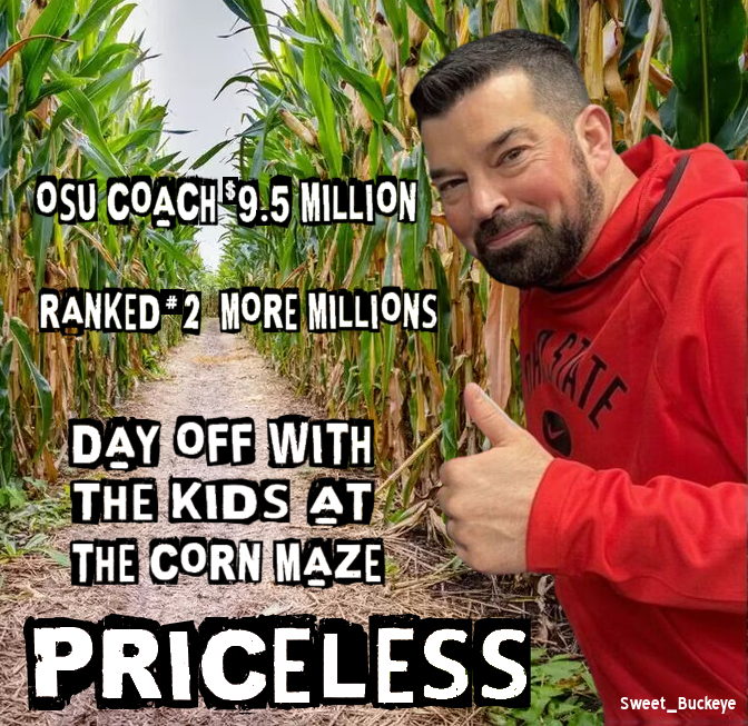SusanSweet44's tweet photo. He's HIM. #OhioState #CoachDay #FamilyMan https://t.co/FwladjMKzD